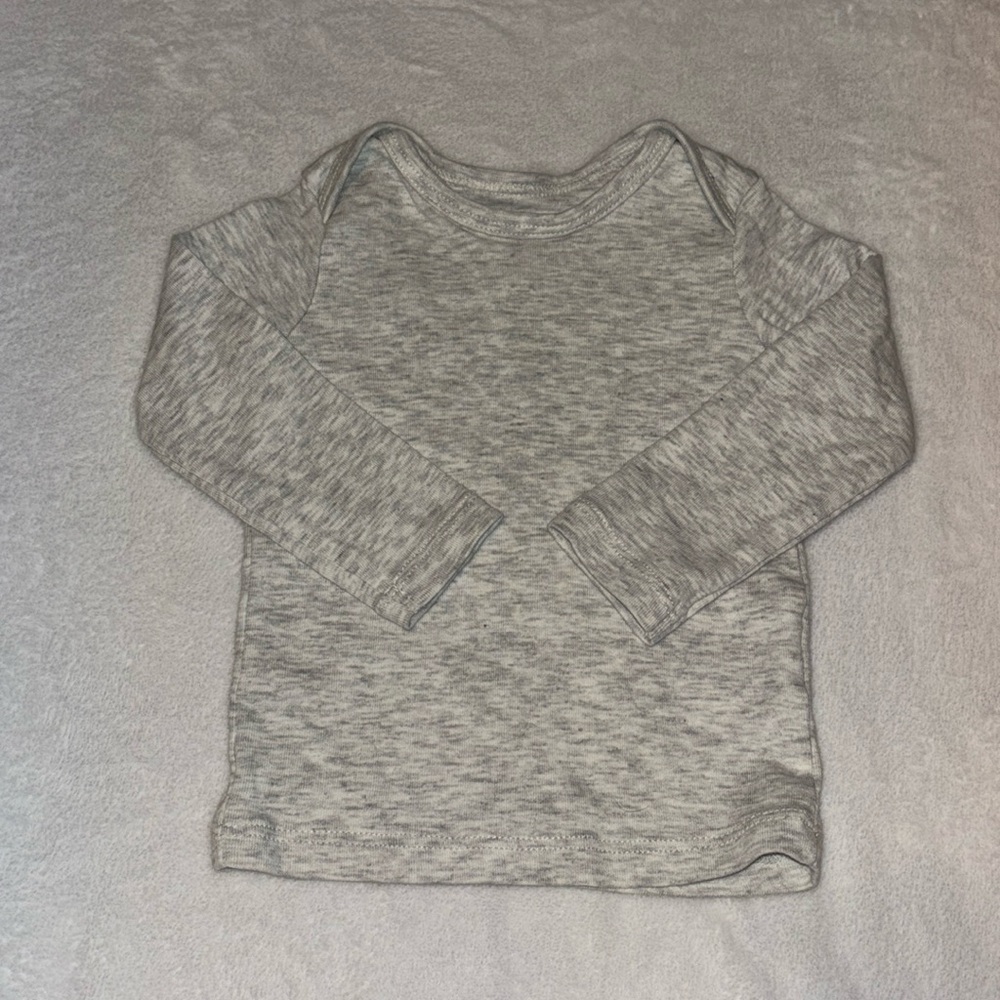 (3 for $10) H&M gray shirt